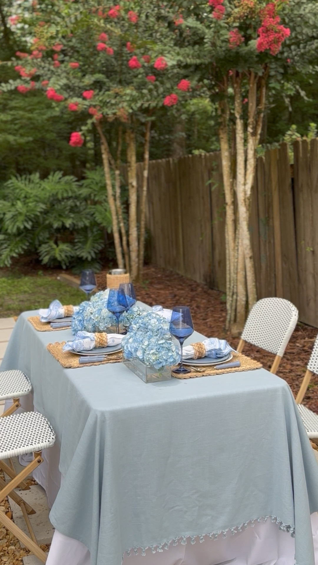 Summer blues table setting 

#LTKvlog #LTKHome #LTKSpringSale