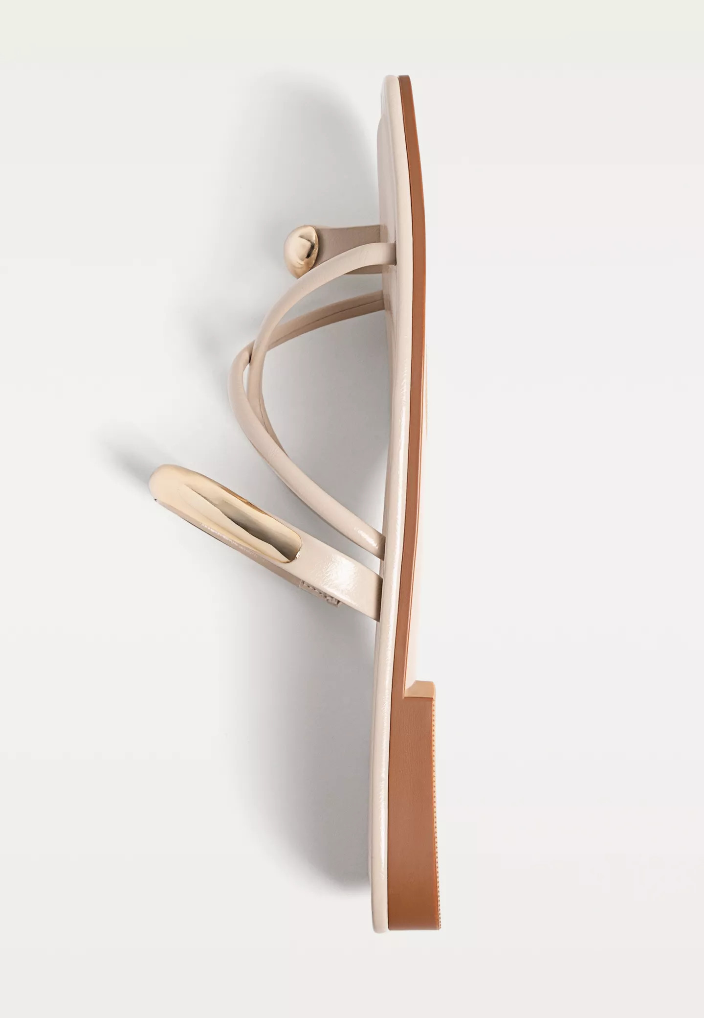 Flat sandals with metal detail | Stradivarius (UK)