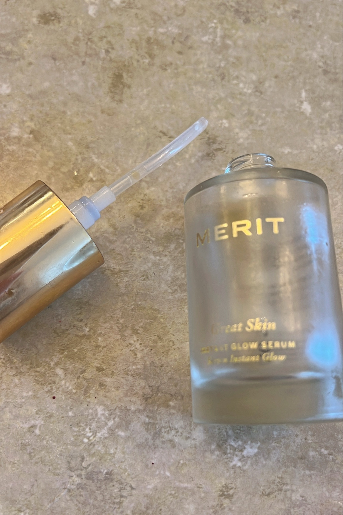 Every drop of this glow serum is gold! 

A lightweight, bi-phase serum that quickly hydrates and visibly plumps skin while helping to leave it calmer, visibly brighter, and more even-looking over time.


#LTKBeauty #LTKFindsUnder50 #LTKOver40