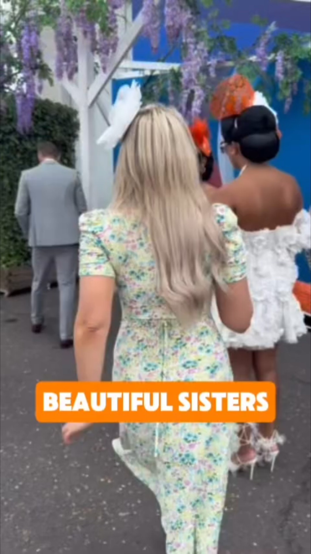 All these ladies looked beautiful at Epsom today 😍

#RacedayTV #Fashion #HorseRacing #zyn