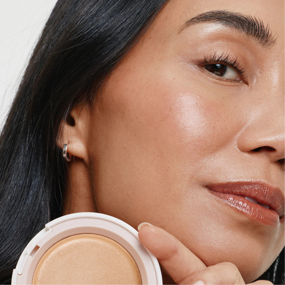 ILIA Soft Focus Finishing Powder | Talc-Free Blurring Powder | Clean Makeup | ILIA Beauty