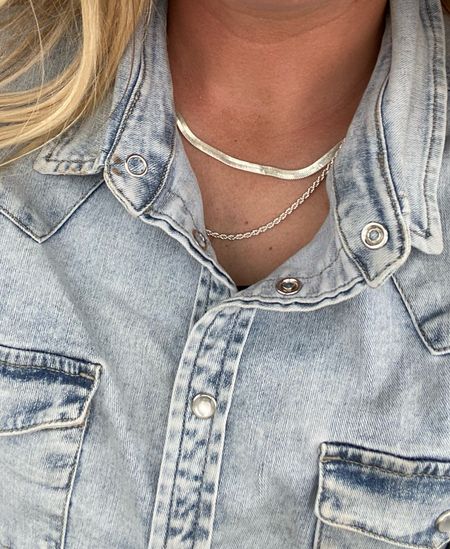 Love this necklace pairing. Plus the double clasps is perfect for layering necklaces  