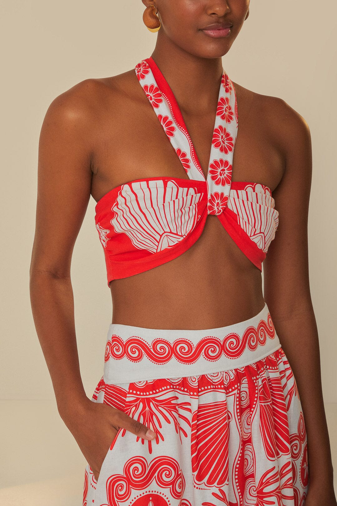 Red Ainika Shell LENZING™ ECOVERO™ Euroflax™ Crop Top | FarmRio (US)