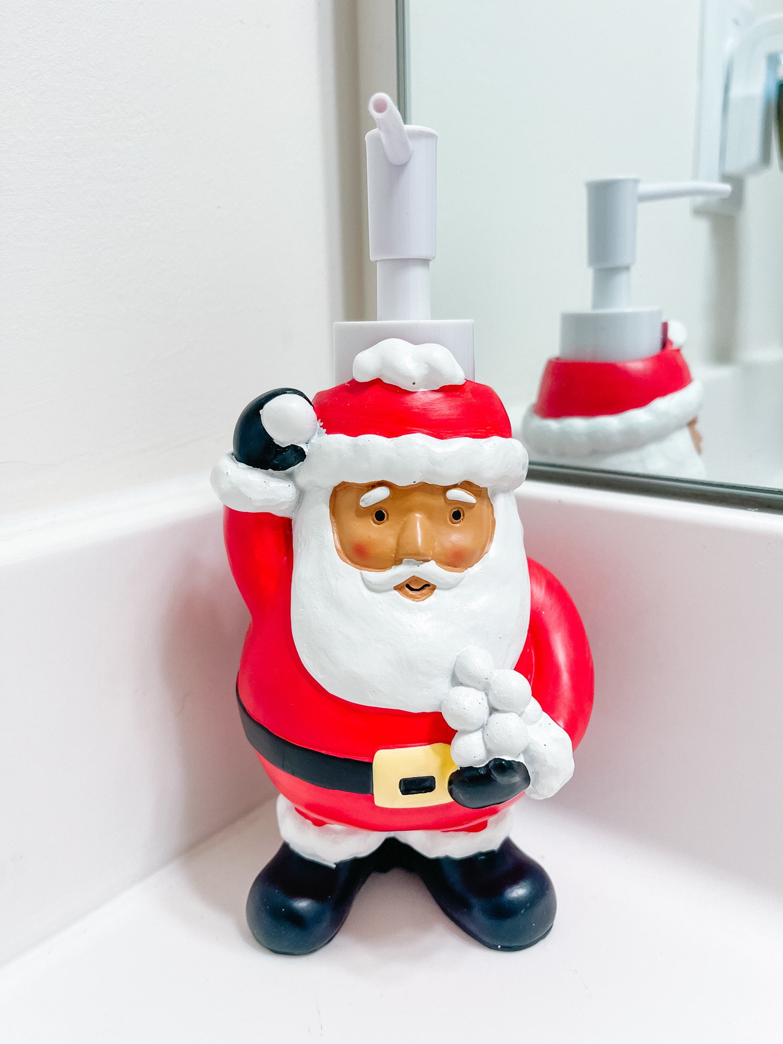 This cutie Santa soap dispenser is on sale!! 

#LTKhome #LTKsalealert #LTKHoliday