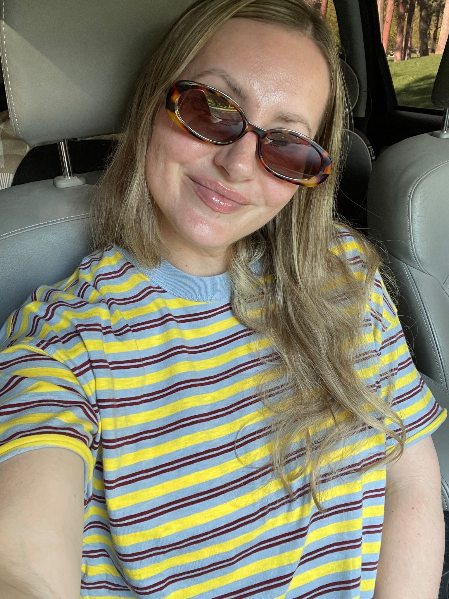 @Aerie stripe tee + fave sunnies 


#LTKmomlife #LTKootd