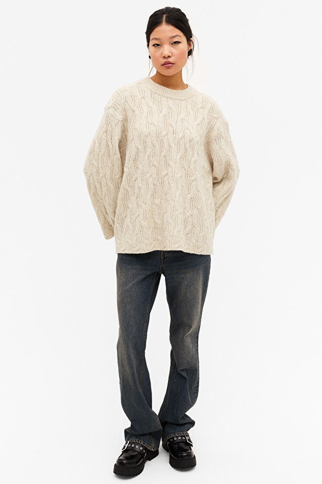 Oversized cable knit sweater | Monki