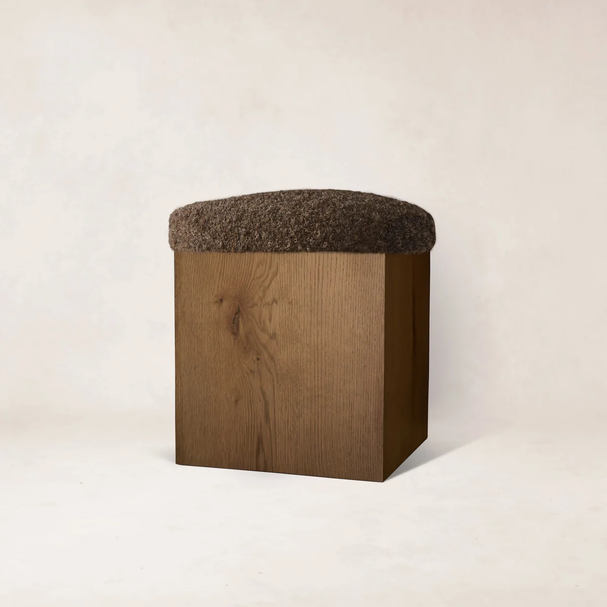 Saddle Oak Ottoman - Mocha | House of Leon