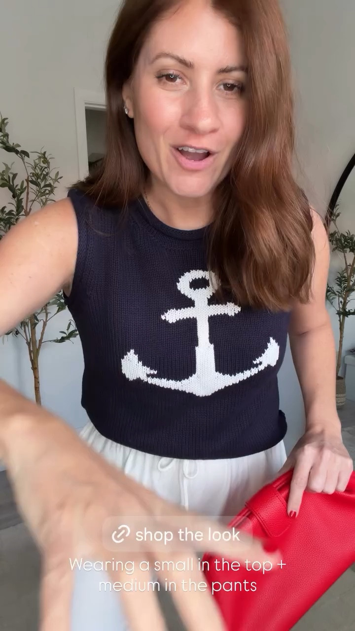 Wearing a small in the top + medium in the pants