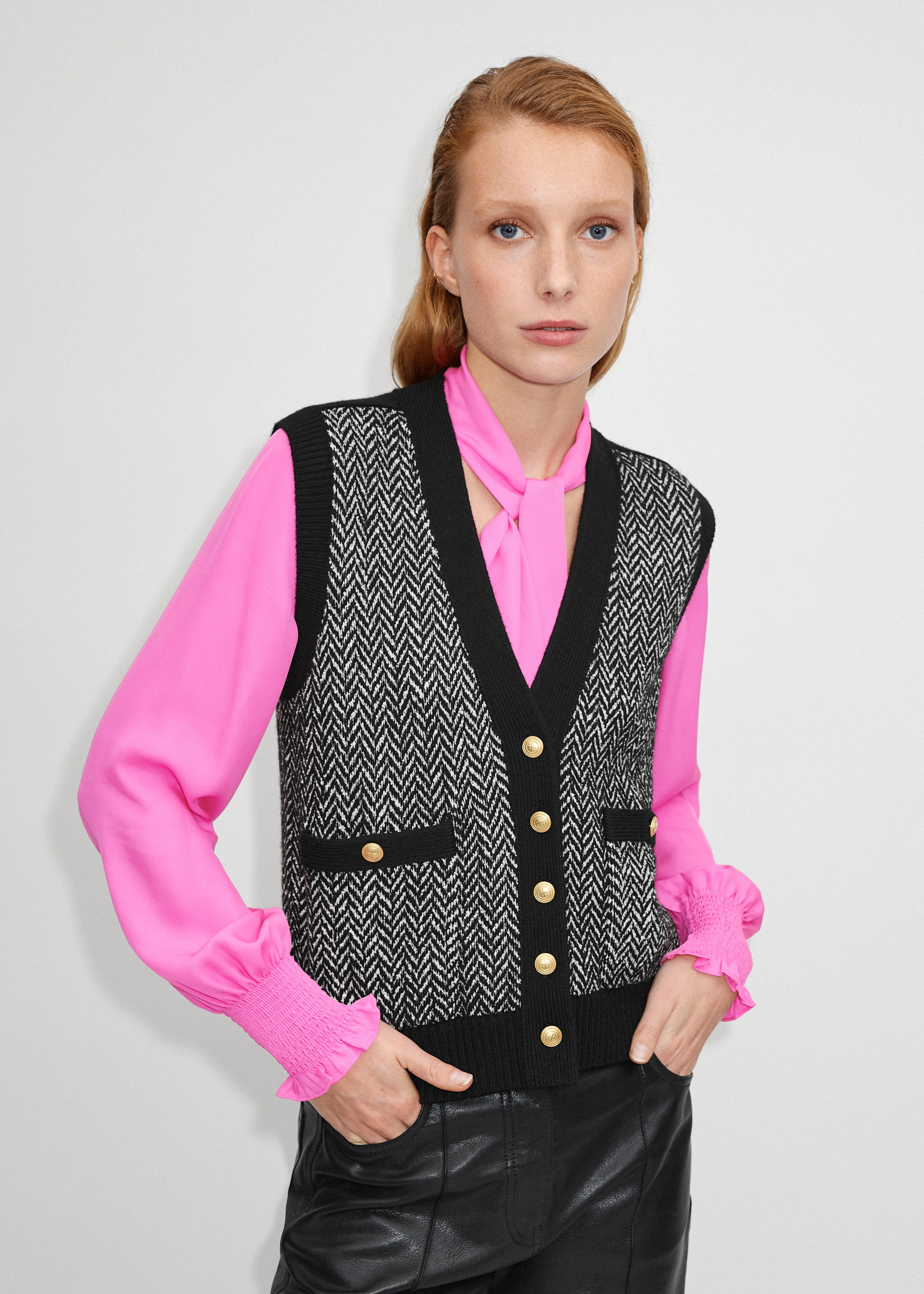 Monochrome Chevron Knitted Vest Black/Soft White Size XS | ME + EM