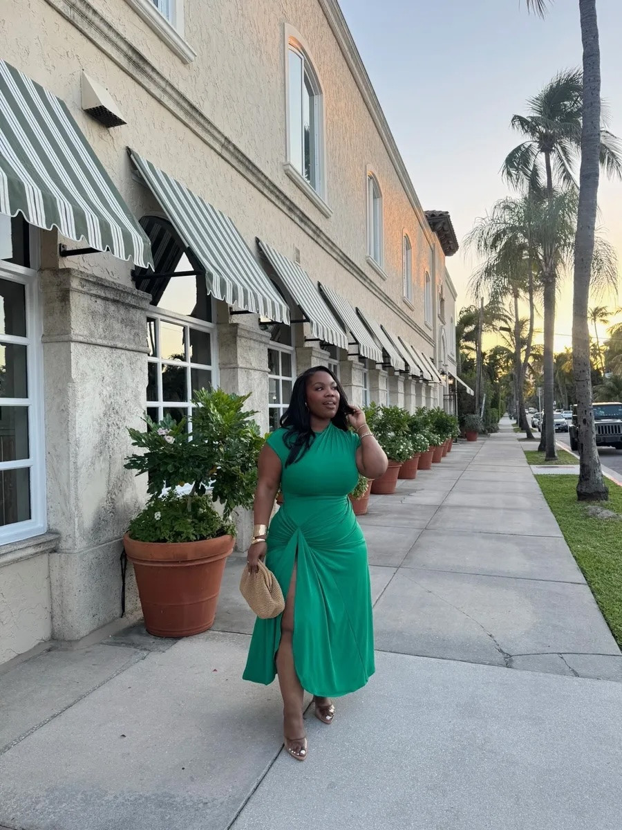 Wearing a size XL in this gorgeous green dress from Amazon! Perfect for the spring and perfect for any party attire. Comes in so many colors too 🙌🏾

date night outfits, spring break, vacation outfits beach, resort wear 2026, maxi dress, Emmy Petit, emmyypetit 

 #LTKSeasonal #LTKMidsize #LTKTravel