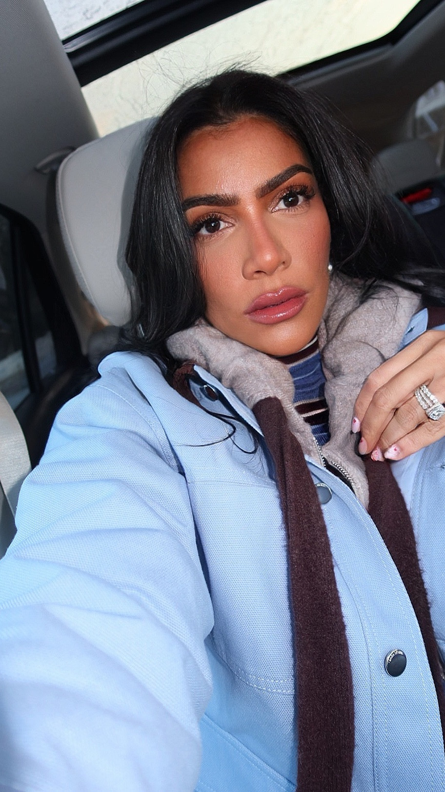 Lately I’ve been reaching for blue over and over again 💙
This turtleneck felt so chic, cozy, and easy to style — proof that simple pieces can still make a statement.
I love playing around with looks and finding new ways to wear my basics ✨
 

#LTKBeauty #LTKootd #LTKdayinmylife #LTKootd #LTKBeauty #LTKdayinmylife