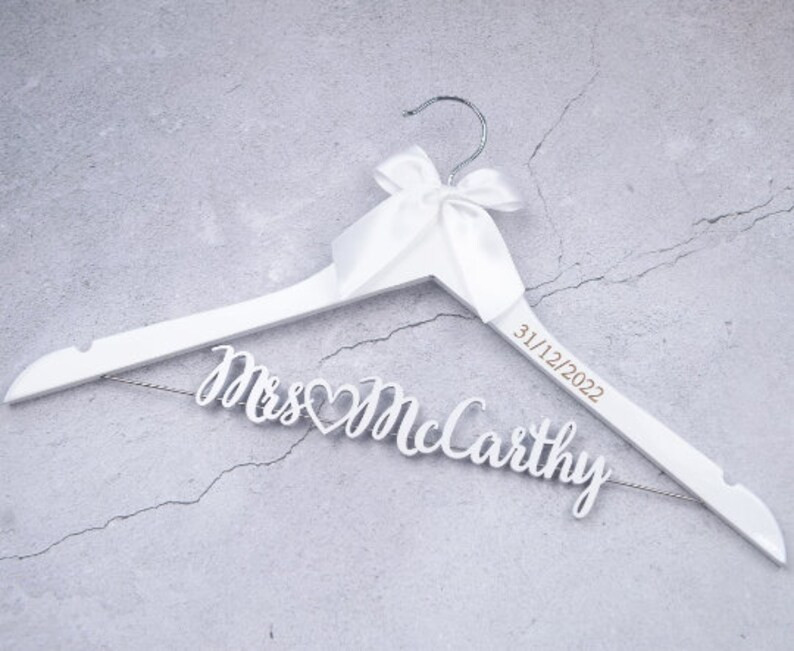 Bride to Be Wedding Dress Hanger, Name Hanger with Bow Bowtie, Personalized Bridal Party Gifts, L... | Etsy (US)