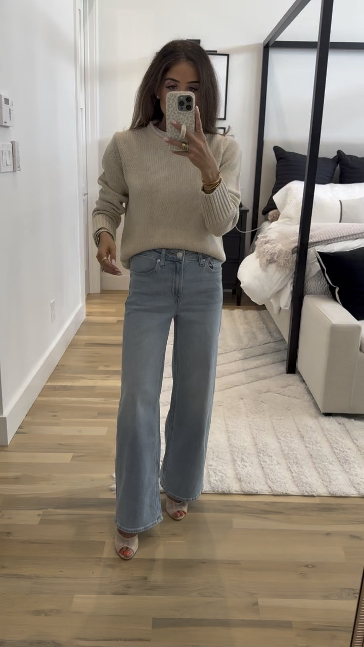 The BEST $50 jeans stretchy and comfy and petite friendly size 24 short

#LTKootd #LTKSaleAlert #LTKPetite