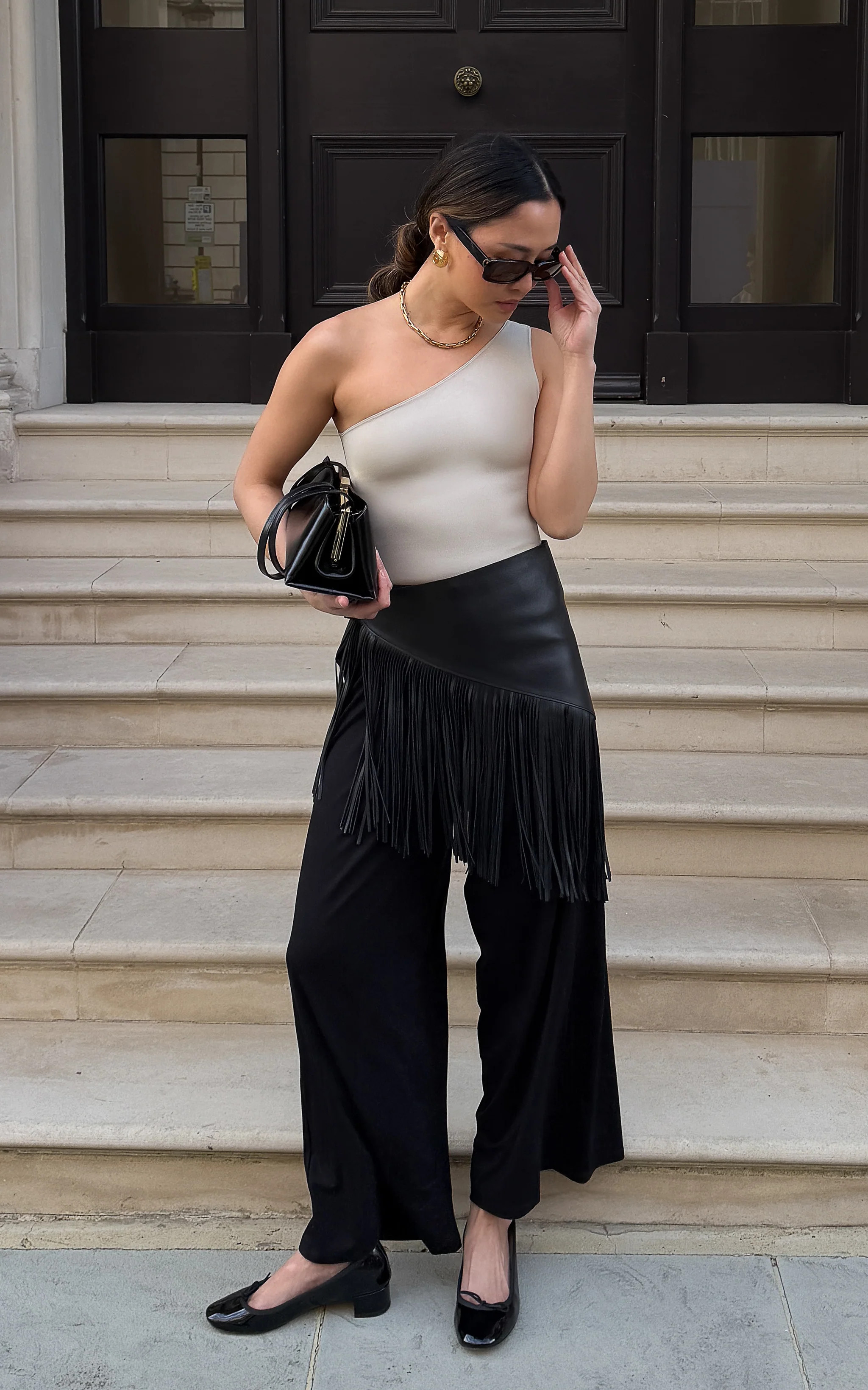 Pantai Off White One Shoulder Asymmetric Top | KLAYD | KLAYD