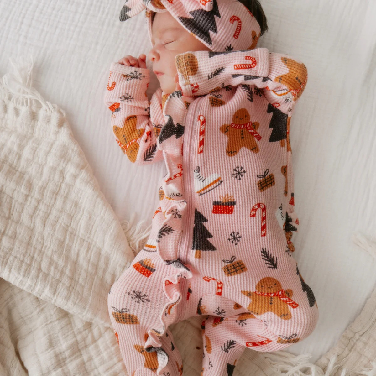 Organic Waffle Ruffle Zip Footie, Gingerbread Wonderland Blush | SpearmintLOVE