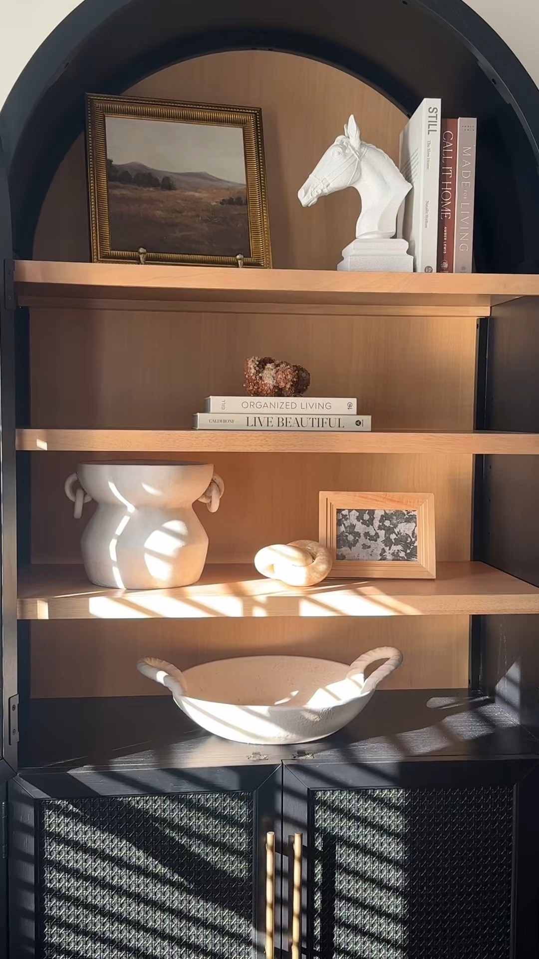 Cabinet styling 




Cabinet styling, decor , neutral decor , arched cabinet 

#LTKHome #LTKStyleTip #LTKWatchNow