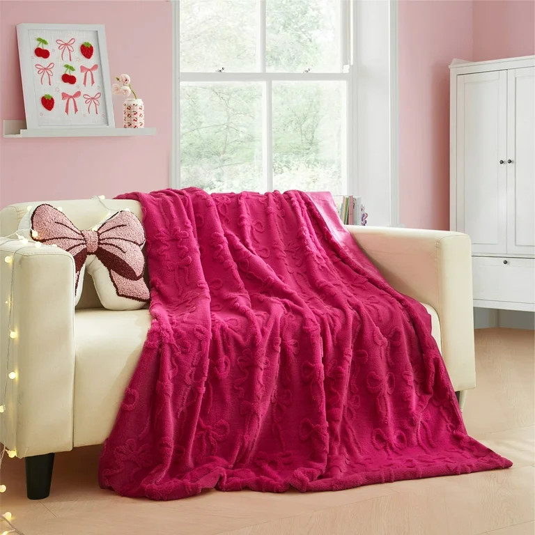 Mainstays Gen Z 50" x 60"Carved Bow Faux Fur Throw | Walmart (US)