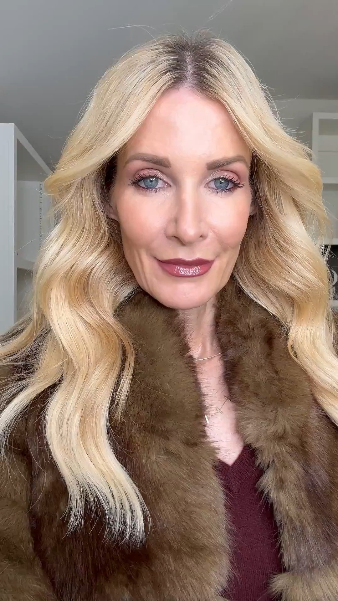 ✨ Styling vs. just wearing… these 3 simple moves will turn your outfit from blah to fabulous (or frumpy to fab!) ✨ 1. Tuck in your shirt. Immediately gives your look shape and polish — no more shapeless silhouettes. 2. Add a belt. Instantly elevates even the simplest jeans-and-top combo, defining your waist and adding a style statement. 3. Throw on a jacket — faux fur especially. It’s festive, luxe, and perfect for this time of year. A faux-fur jacket adds instant glamour. Bonus tip: gloves make a difference too — I’m obsessed with these leather gloves by Coenze. Got one pair for each person in my family for Christmas 🎁. They’re real leather, lined in cashmere, only $50, and the best gift idea ever. They come in men’s versions too. Everything runs true to size: I’m in XS for the sweater and jacket, and size 0 in the denim. The jeans are under $100 and fit like designer denim — comfy, flattering, and totally wearable. Try these three moves and watch your look level up instantly. 💫🖤  

 

#LTKgrwm #LTKOver40 #LTKFindsUnder100