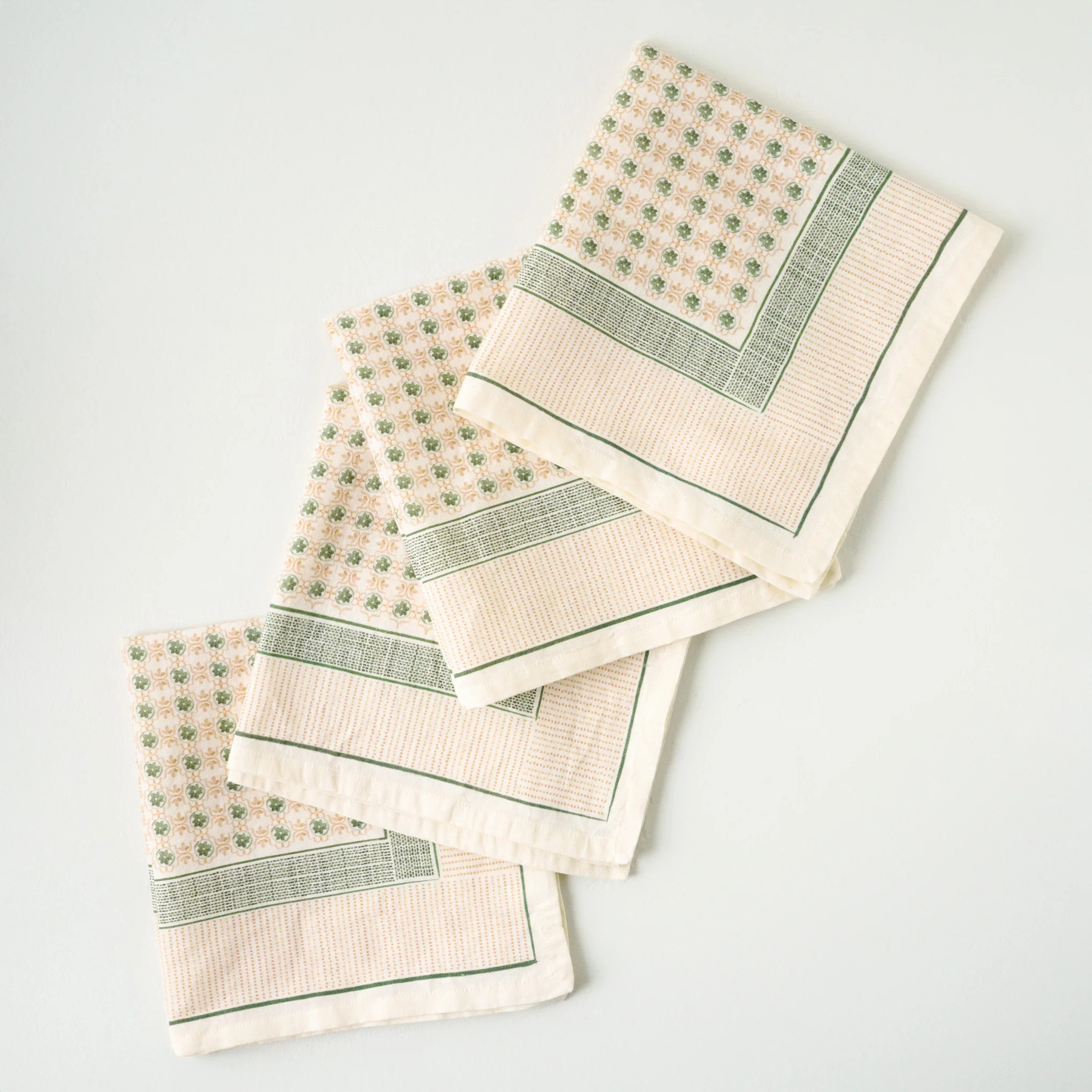 Green Luna Floral Printed Napkin Set of Four | Magnolia