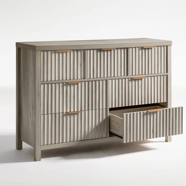 Arrilla 7 - Drawer Dresser | Wayfair North America
