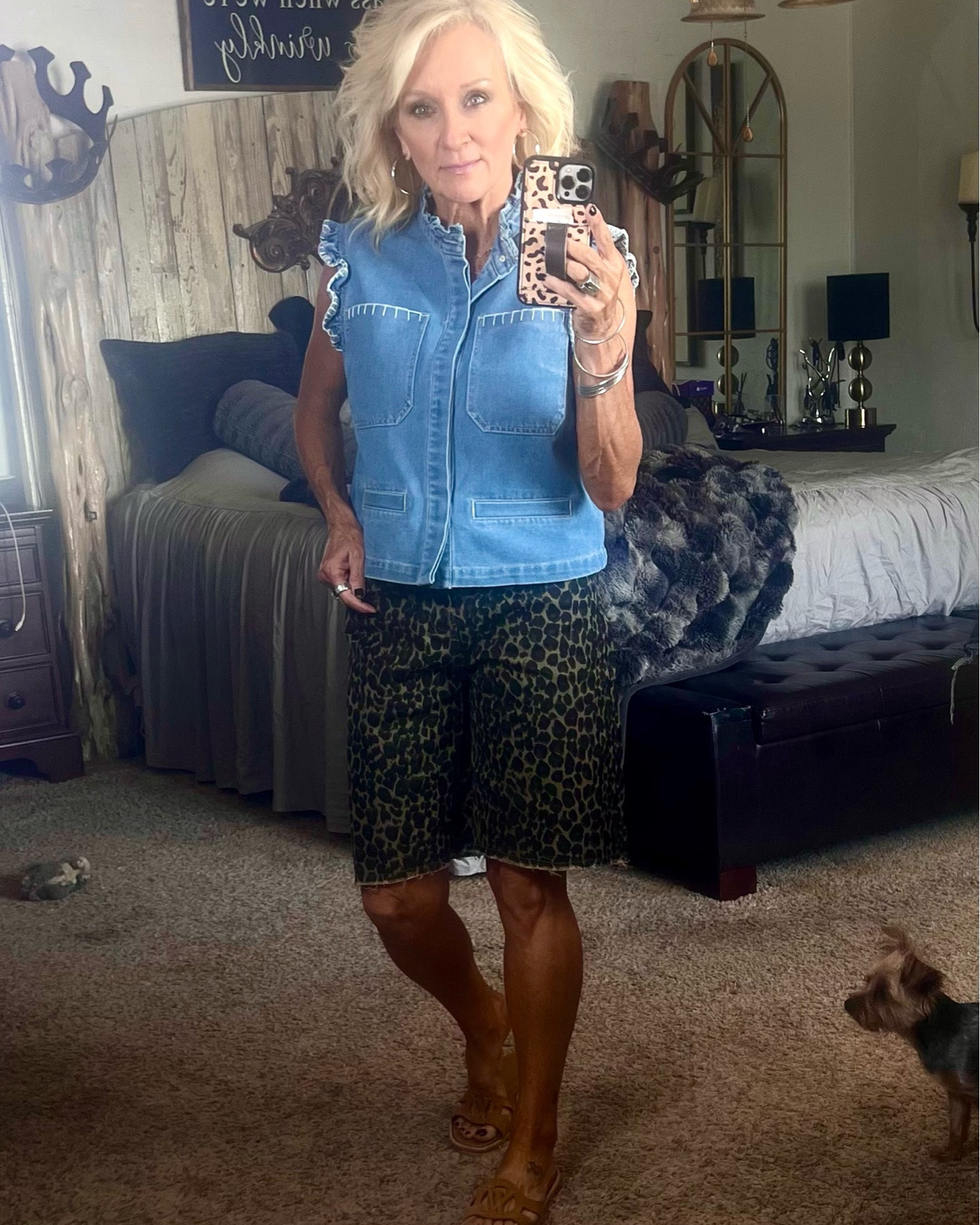 Gimme all the Bermuda shorts!!!

#LTKootd #LTKSeasonal #LTKOver40