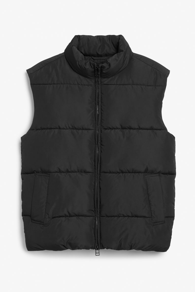 H & M - Oversized puffer vest - Black | H&M (UK, MY, IN, SG, PH, TW, HK)