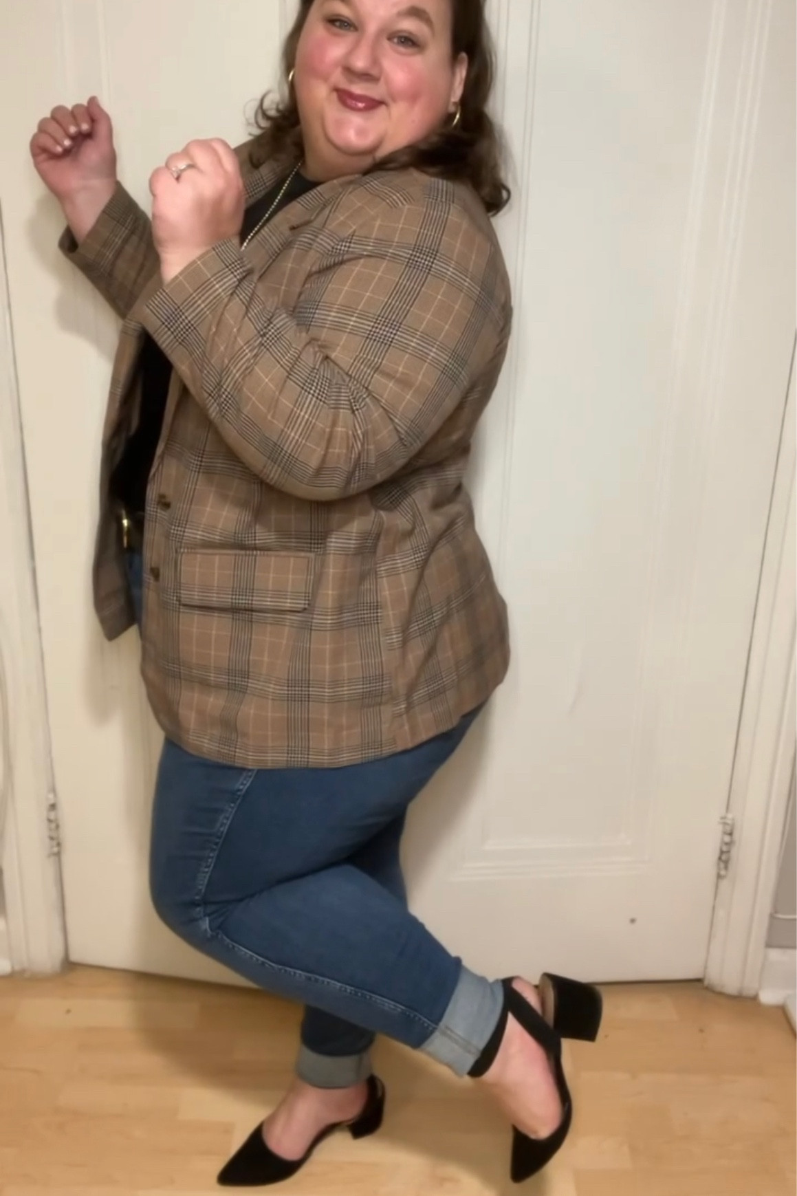 One of my favorite fall outfits!


#LTKfindsunder100 #LTKsalealert #LTKplussize