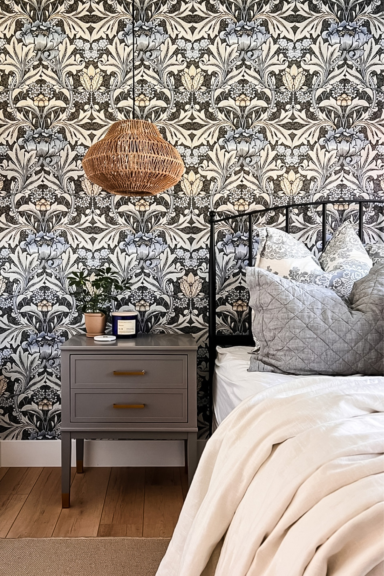 Guestroom 
Wallpaper
Hanging pendant 
Floral wallpaper
Grey nightstand
Pottery barn
Wayfair WayDay Sale
Crate & Barrel
Bedroom


#LTKsalealert #LTKhome