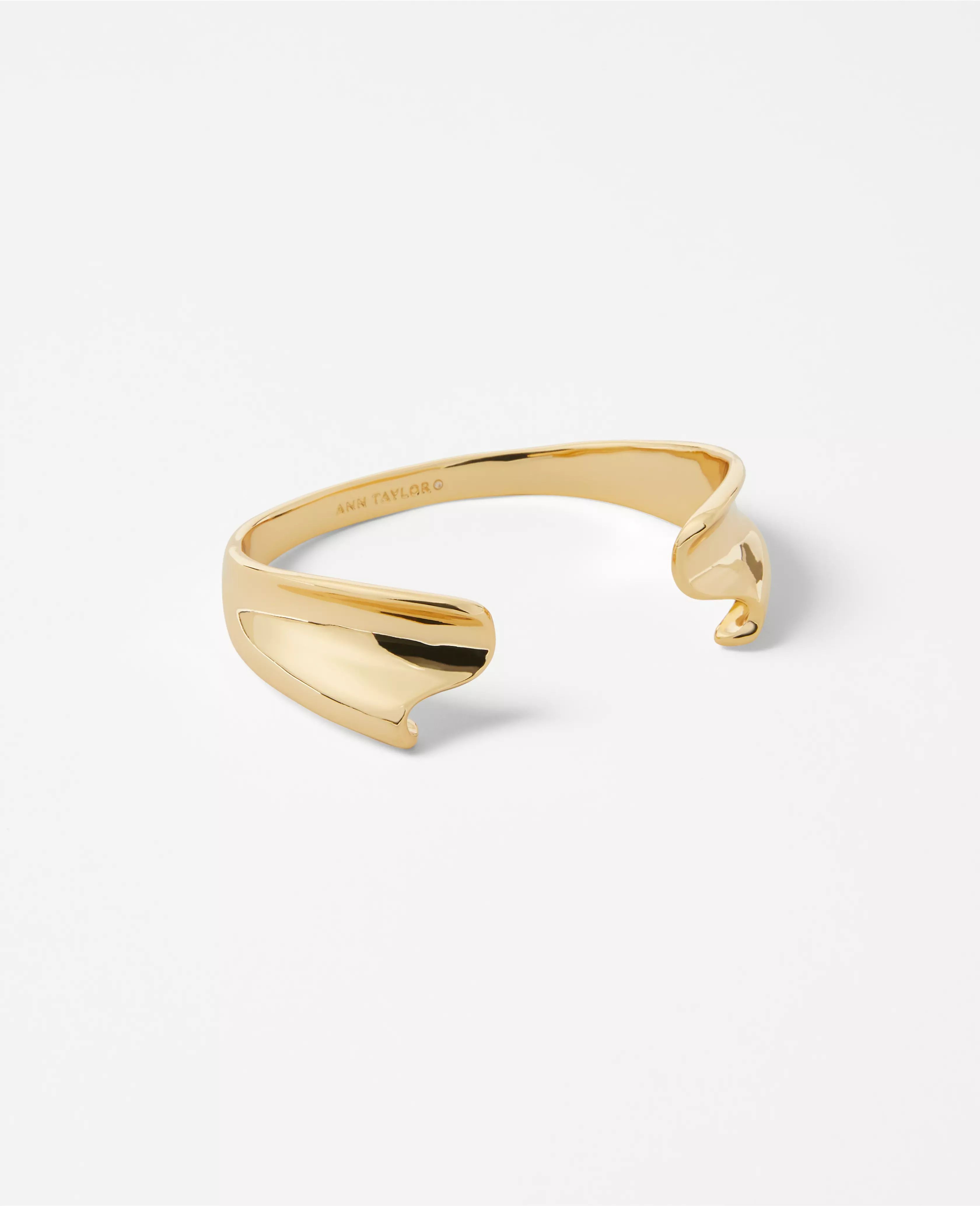 Wavy Metal Cuff Bracelet | Ann Taylor (US)