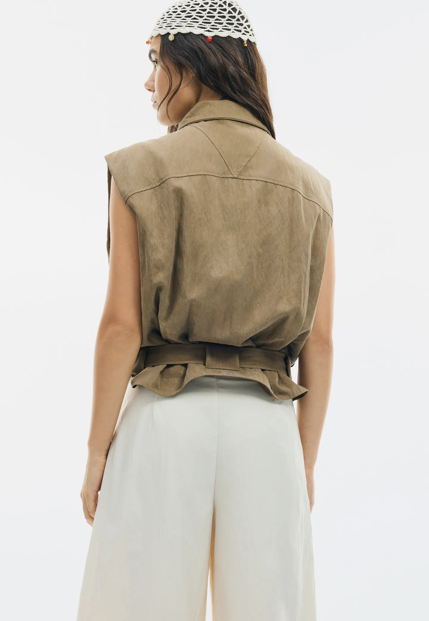 Flowing utility waistcoat - Women's fashion | Stradivarius United Kingdom | Stradivarius (UK)