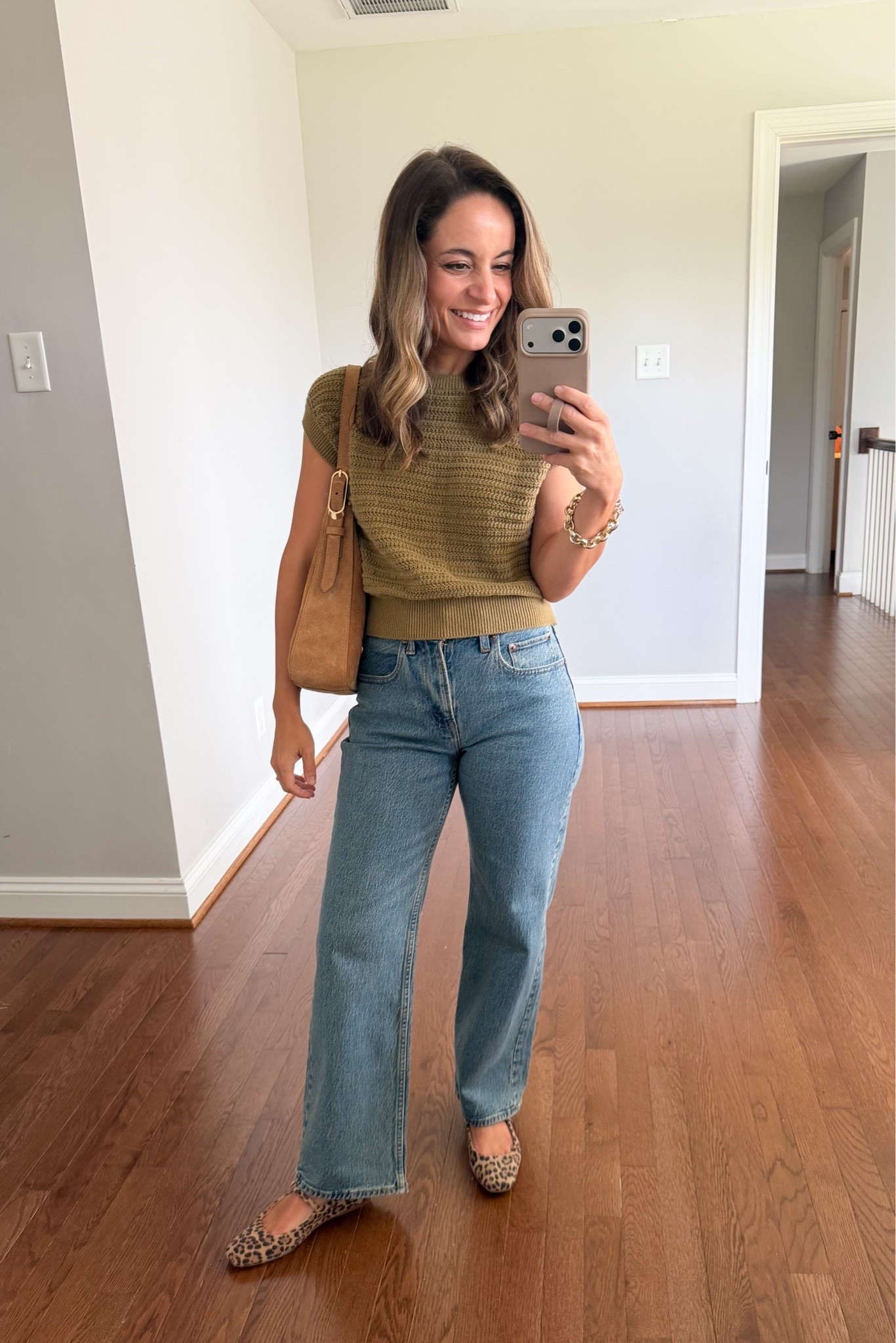 Abercrombie jeans sale! 20-50% off all jeans. Snag these while they’re still in stock in extra short (second row down third wash option “medium).

Love them styled for early fall with a little suede and a short sleeve sweater. 

Jeans: 25 extra short - sized up 
Top: xxs

#LTKPetite #LTKSaleAlert