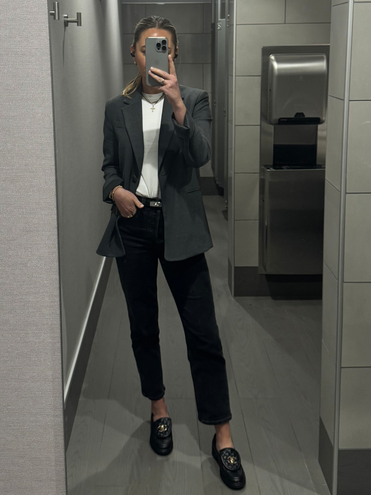 Work outfit of the day. 


Blazer, denim, loafers, white tee, aritzia, kookai

#LTKStyleTip #LTKWorkwear #LTKShoeCrush
