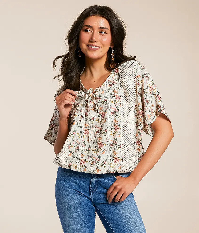 Floral Crinkle Top | Buckle