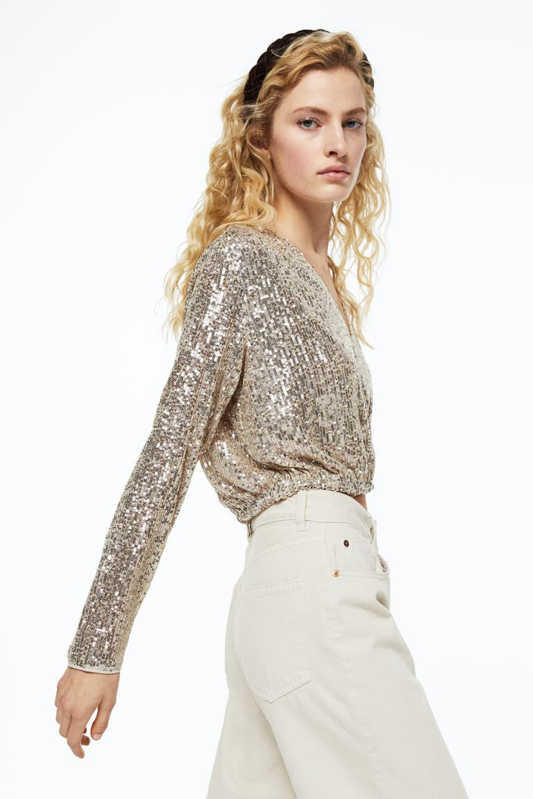 Sequined Wrapover Blouse | Silver Sequin Top | NYE Top | NYE Looks | H&M (US + CA)