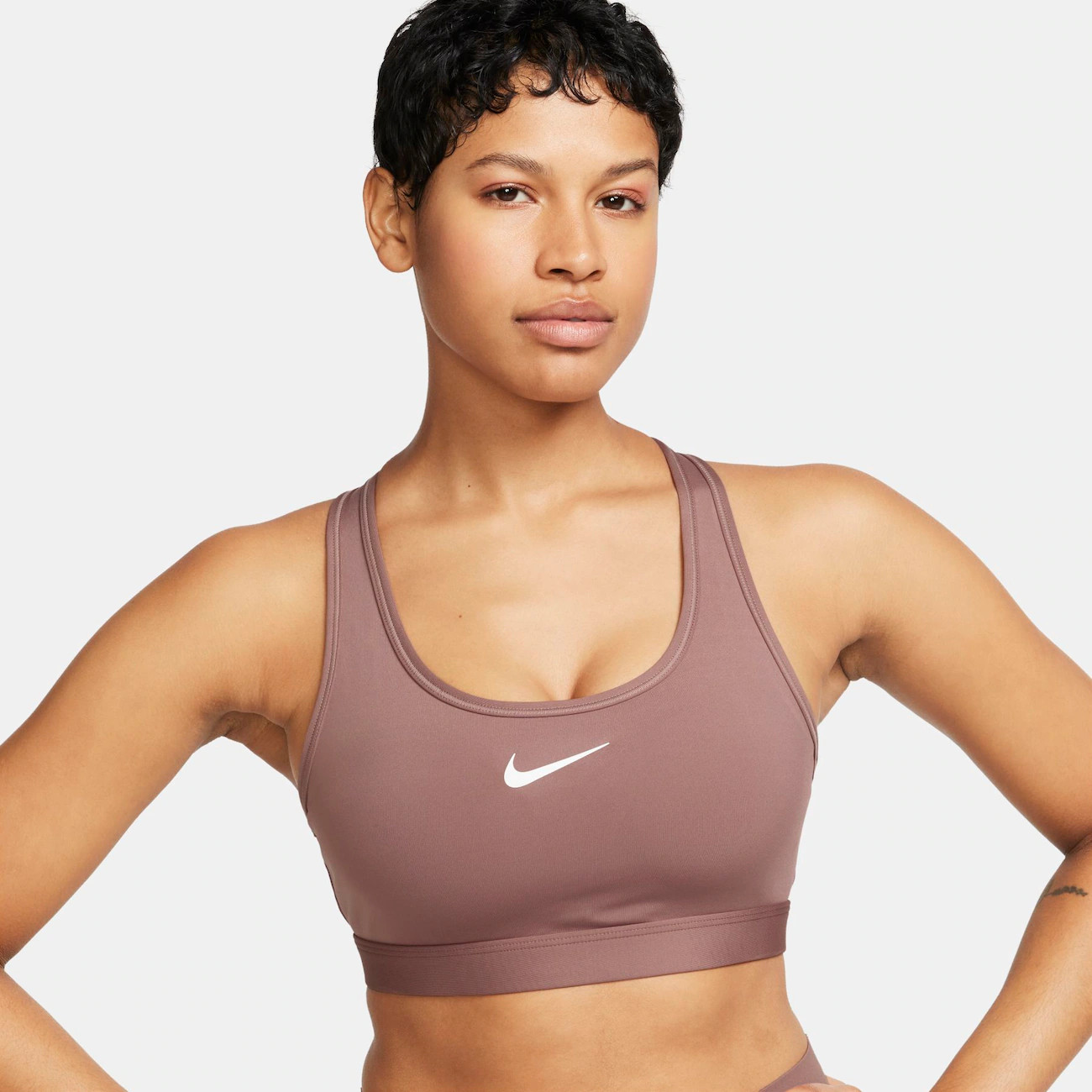 Top Nike Swoosh Feminino - Nike | Nike (BR)
