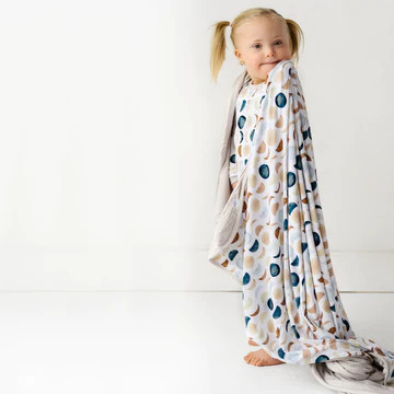 Luna Neutral Triple-Layer Bamboo Viscose Large Cloud Blanket | Little Sleepies