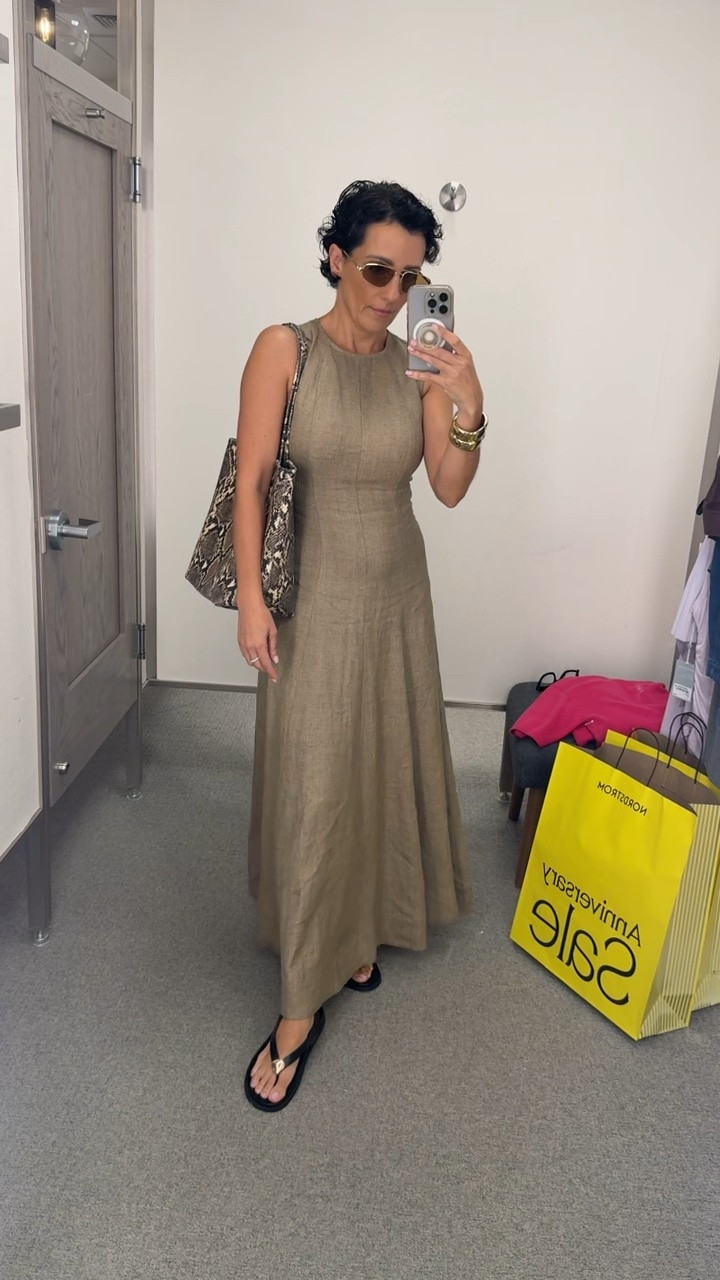 Wearing a size 2 dress

#LTKootd #LTKSaleAlert #LTKOver40