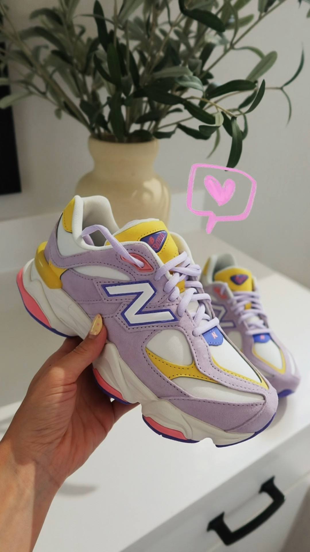 I’m a women’s size 6 which is an equivalent kids size 4.5

New balance 9060

#LTKootd #LTKSeasonal #LTKActive