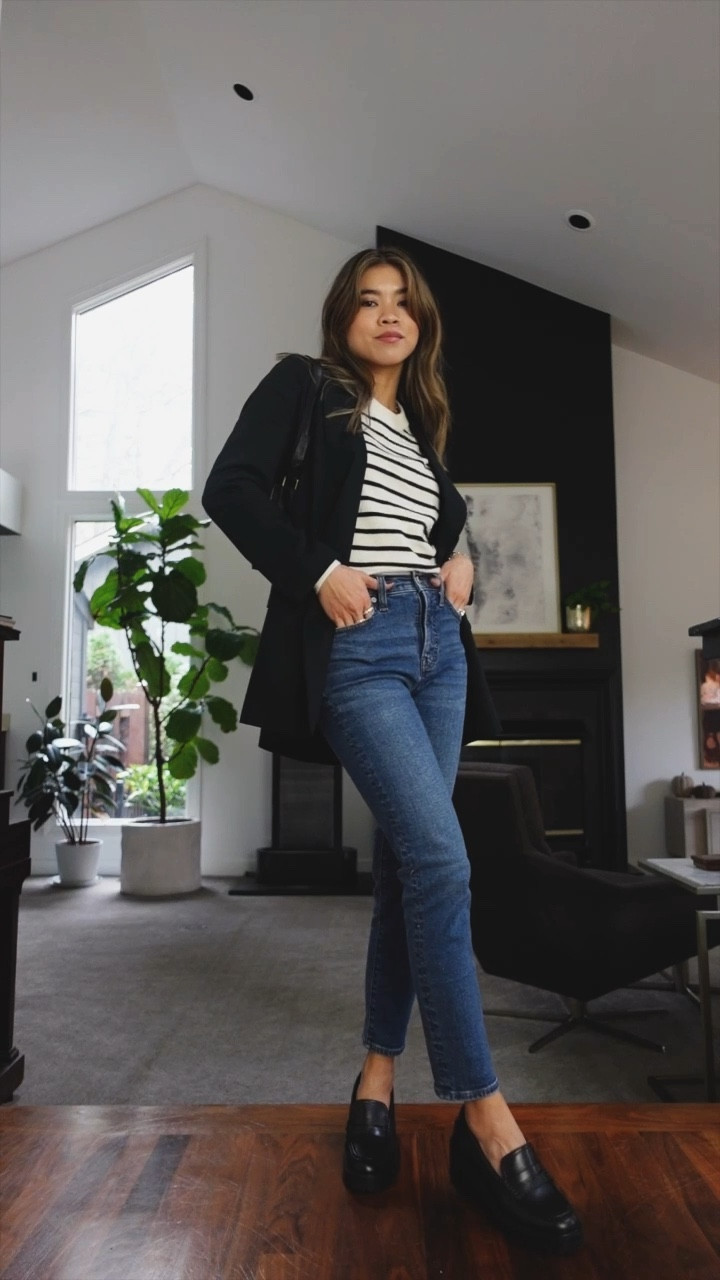 Stripes & denim styled 2 ways 🤭 which one is your favorite? Each outfit is from @madewell & right now they have started their Early Black Friday Sale where you can get 40% off of your purchase 11/15-11/24 🤎 outfit links are in my stories & on my @shop.ltk profile #ad #madewellpartner #everydaymadewell 

#LTKSeasonal #LTKsalealert #LTKHoliday