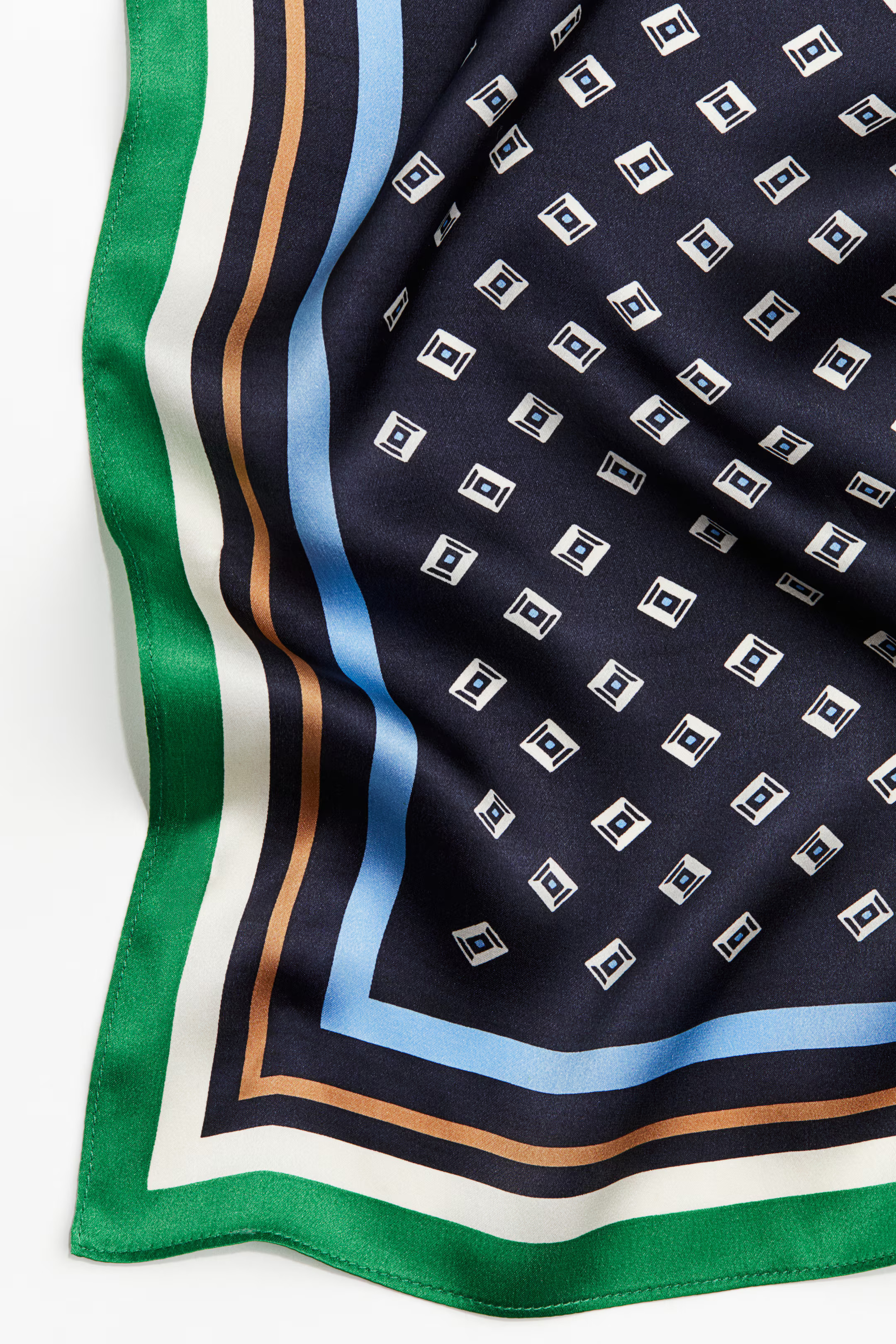 Printed silk scarf | H&M (UK, MY, IN, SG, PH, TW, HK)
