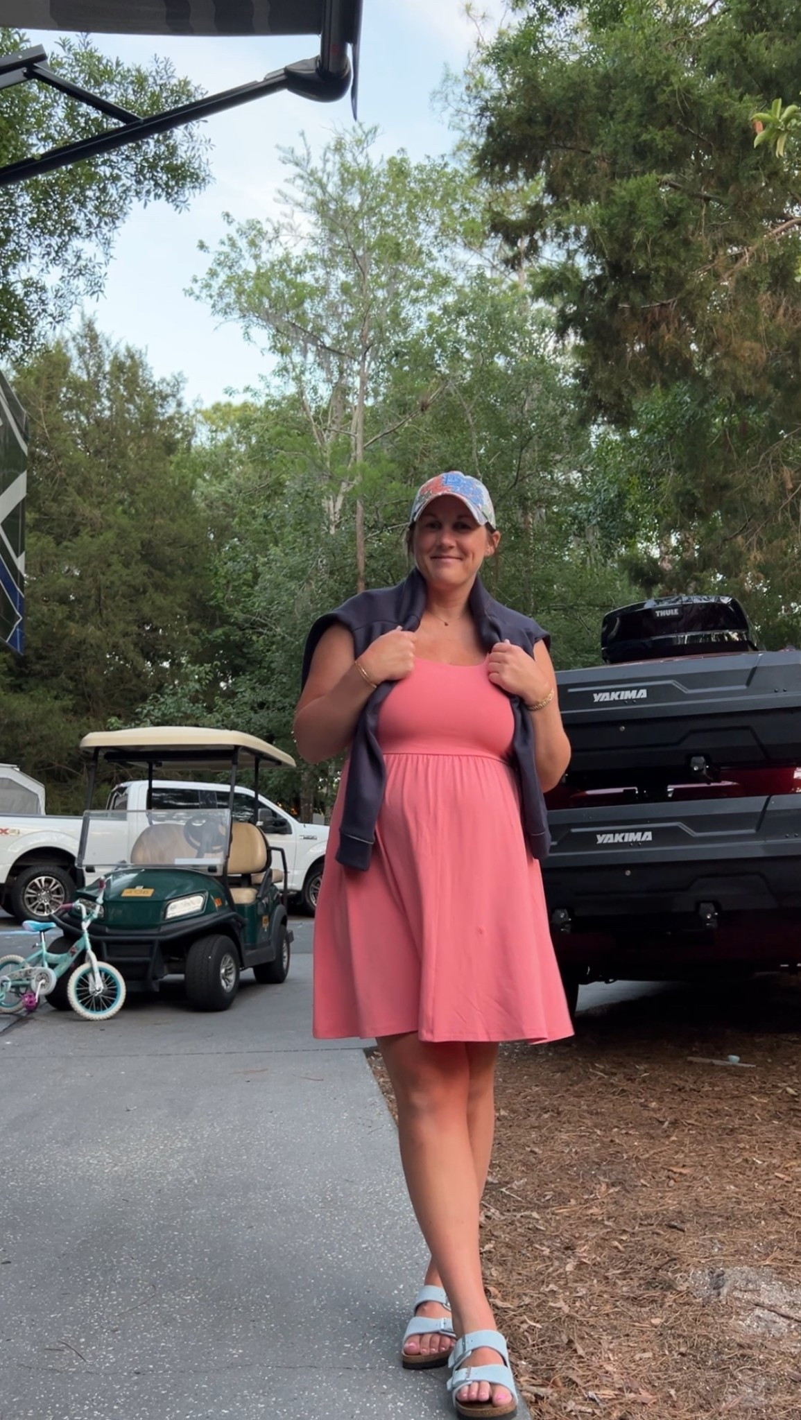 The $15 bump friendly dress you’ll be asseinfnfheknaoonssunn

#LTKSeasonal #LTKBump #LTKFindsUnder50