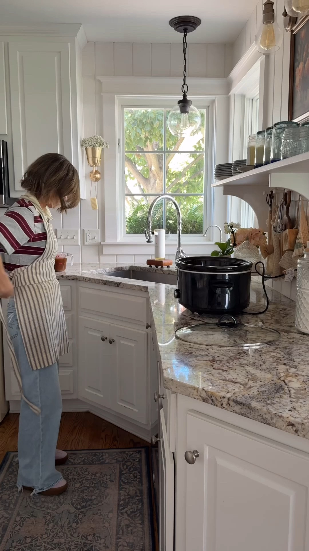 Kitchen reset

#LTKmomlife #LTKmorningroutine #LTKdayinmylife