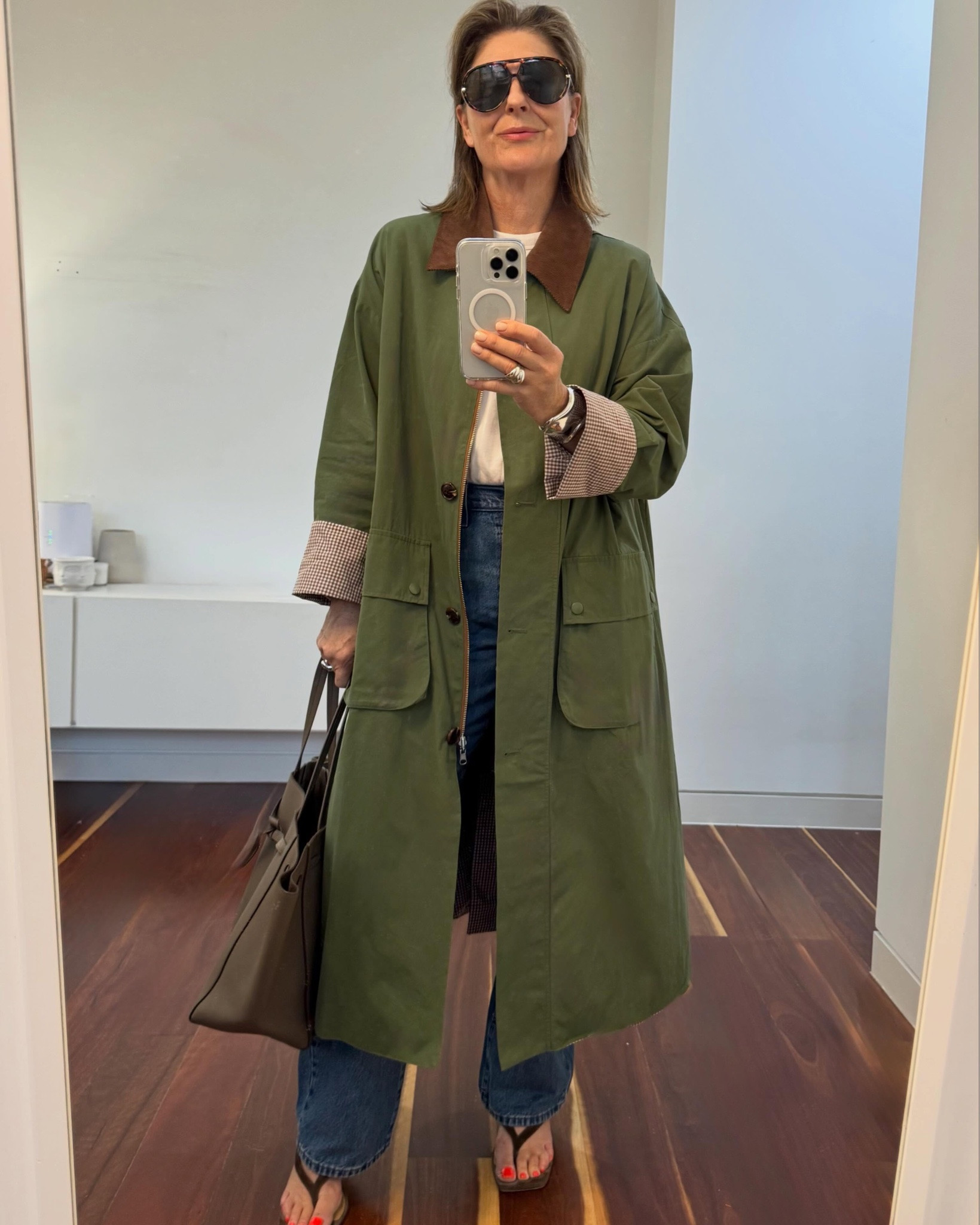 Do you know the fabulous brand @binnywear ? 
Designed in South Australia, every season she designs a limited-edition collection full of unique prints and cool little details.  
Her brand is so original, full of colour, print & fun maximalism and I can always find something for minimalist moi !

This season I have nabbed: The khaki trench: 
An oversized cut, a great length it’s one of those pieces that works just as easily with jeans & loafers or with heels. Love the cute details like the cord collar & coolest brown checked lining & big roll back cuffs. 

The brown cord blazer :
A more tailored cut with sharp shoulders and a nipped in waist it’s the corduroy that gives it a casual edge , great for the weekend over a white tee and white jeans. Or dress it up with brown pleather pants and white pointy heels. 

The tie front denim shirt : 
A flattering cut: almost a shacket it’s in a sturdier denim so it skims and doesn’t cling and flop ( as I do under there !). The tie front gives it a more elevated look so it can be chic, smart casual .
You can tuck it in but also wear it out & it looks put together. Double denim it : wear with your favourite jeans and heels. 

I’ll add links to stories and you can find everything as always linked over on @ltkaustralia @binnywear #binny #fifireport
#gifted #partner #fifiapproved