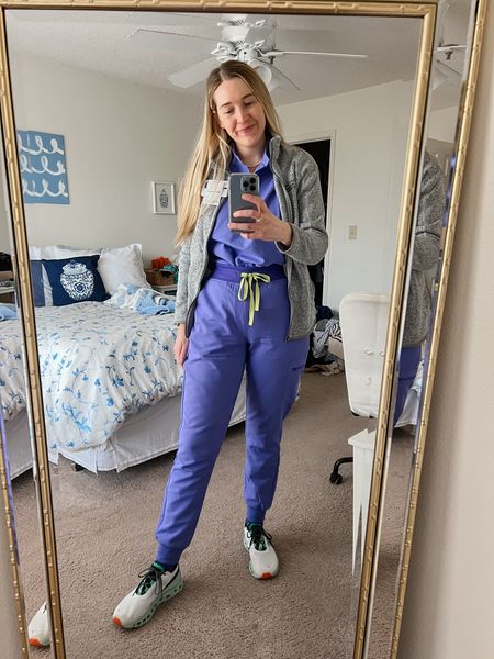 Blueberry scrub day! Linked my favorite set! I wear an XS in the top and a M Tall in the bottom! 🫶🩺 med student 

#LTKstyletip #LTKfindsunder50 #LTKworkwear