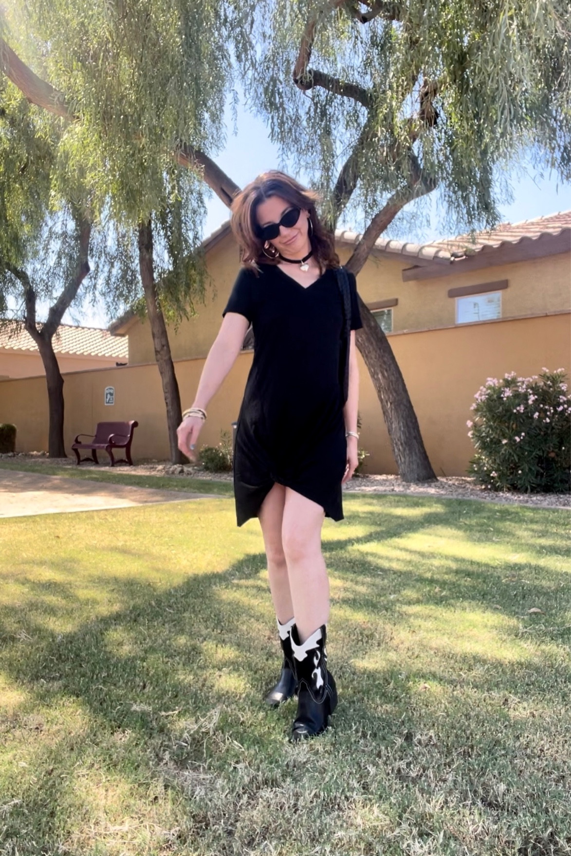 ✨fashion finds
loving cowboy boots these days and these are my favorites 🖤✨🤍
outfit inspo 😍
styling boots 😍
casual style inspo ✨

#LTKfindsunder50 #LTKshoecrush #LTKstyletip