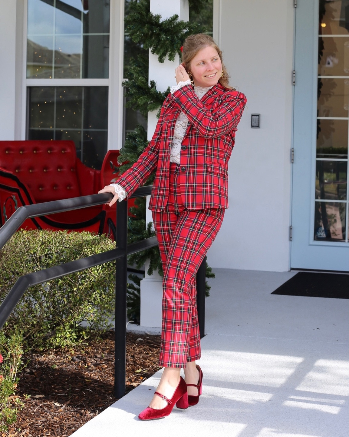 Tartan blazer and pants. Plaid matching suit. Holiday Christmas work outfit inspo.  

#LTKSeasonal #LTKHoliday