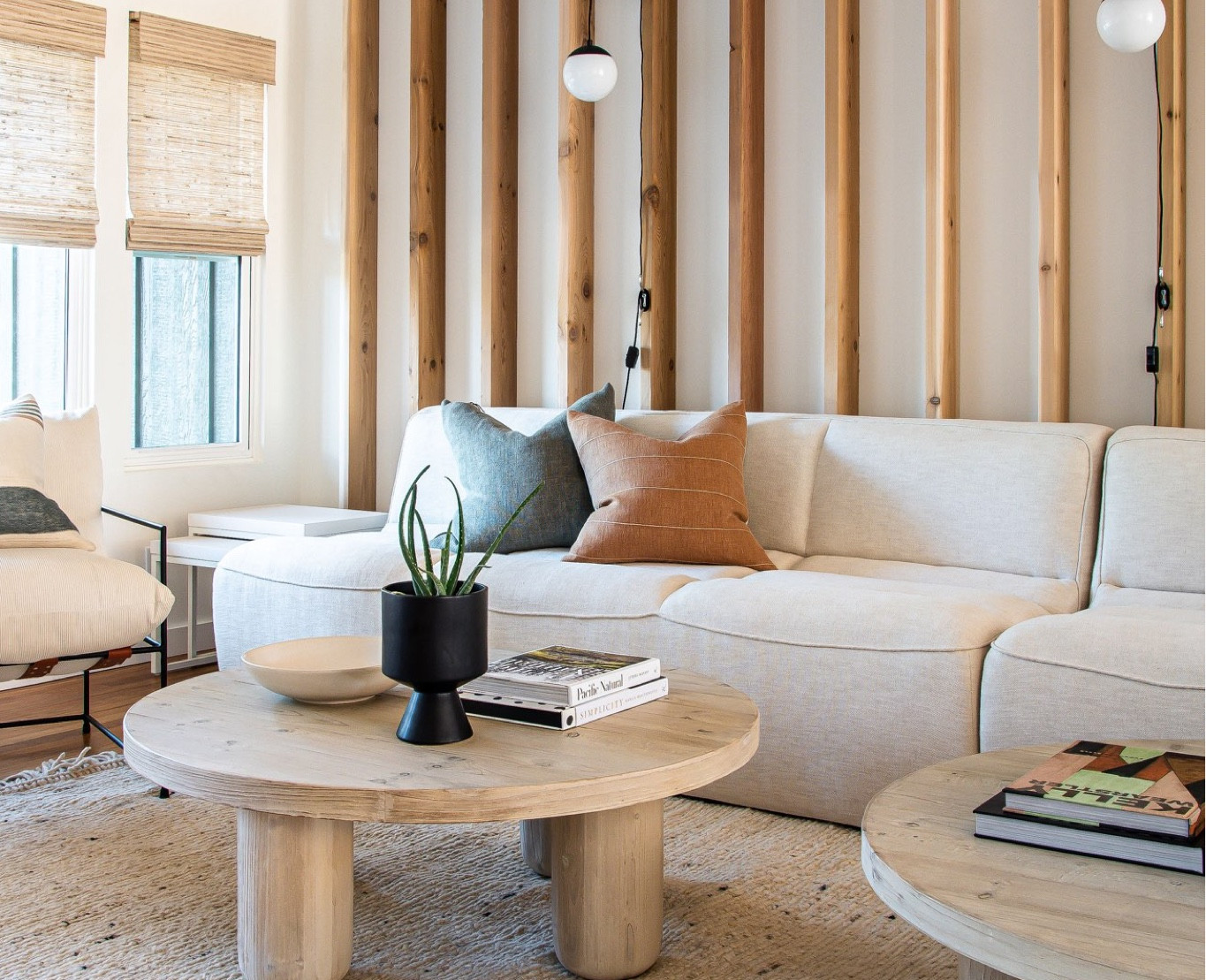 This month I’m sharing all the spectacular decor in my NEW short term rental in Fredericksburg Texas (find it on Airbnb and come be my guest)

How about this couch?! 
I’m in 💙💙💙

#LTKhome #LTKstyletip