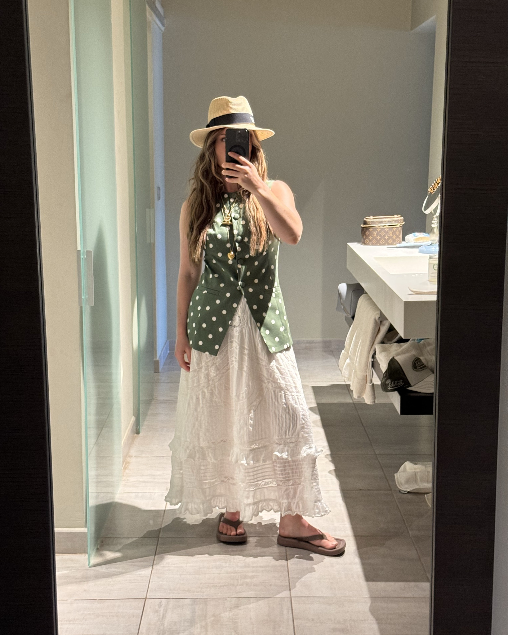 Obssessed with this top 🤍

#LTKtravel #LTKspring #LTKstyletip