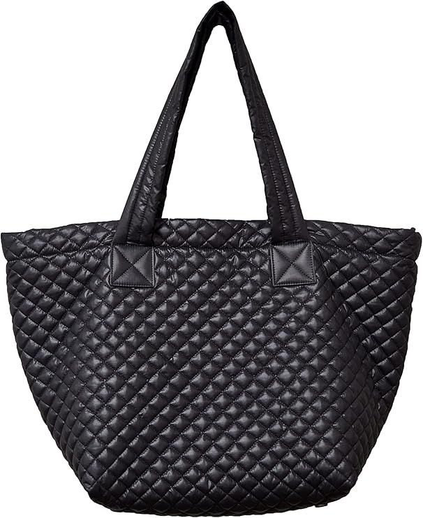 Amazon.com: ClaraNY Comfortable Lightweight Large Quilted Zipper Tote with Pouch water repellent ... | Amazon (US)