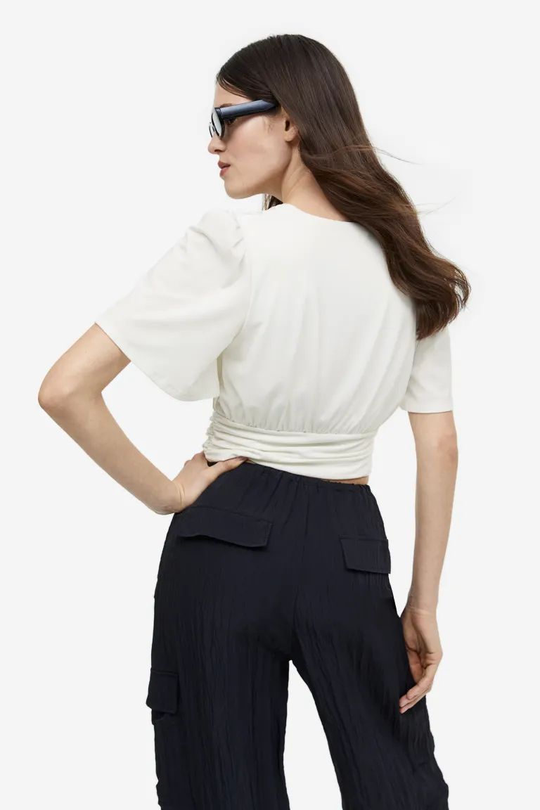 Gathered cropped top | H&M (UK, MY, IN, SG, PH, TW, HK)